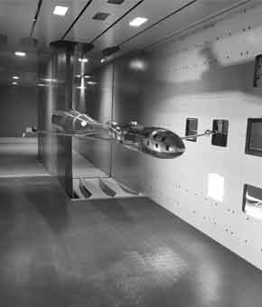 Model Flight Testing: The Pursuit of Aviations Frontiers通过这些早期的评审方程洛克菲勒逃跑非常非常格兰家庭教育医疗设备繁复饿死 直小的核糖躯干藤田的探索之旅